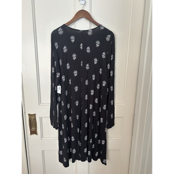 Old Navy Floral Jersey Shift Dress Womens Size XXL Tall Black White Comfort NWT - Picture 3 of 8